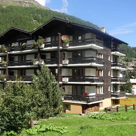 Apartment Mischi 9 & 10 Appartement-fewo 5-bettwohnung Nr- 9 By Interhome Saas-Fee