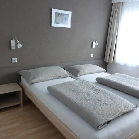 Apartment Mischi 9 & 10 Appartement-fewo 5-bettwohnung Nr- 9 By Interhome Saas-Fee